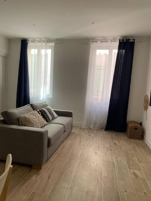 Cassis Centre, Superbe Appartement Neuf, 50M Port. Kültér fotó
