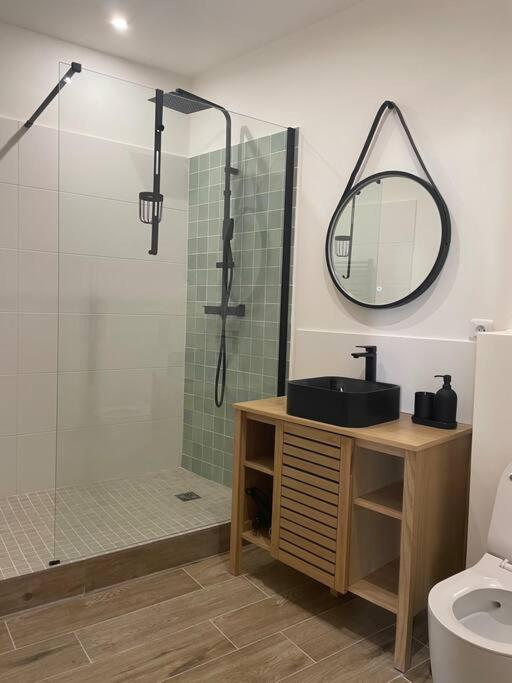 Cassis Centre, Superbe Appartement Neuf, 50M Port. Kültér fotó