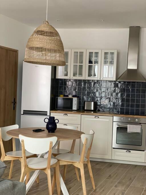 Cassis Centre, Superbe Appartement Neuf, 50M Port. Kültér fotó